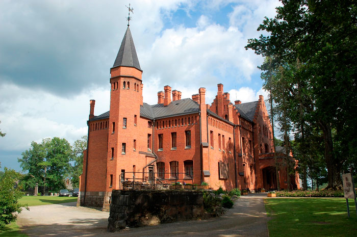 Замок Сангасте в Эстонии или где проживал «король ржи»