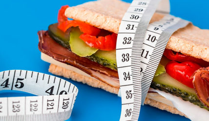 Калькулятор расчета калорий в день по формуле Миффлина-Сан Жеора